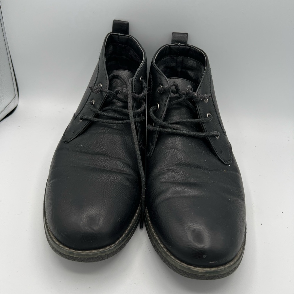 Classic Black Leather Chukka Boots‎